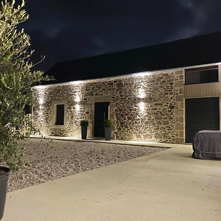 La Giendrotais Bed & Breakfast Corseul Exterior photo